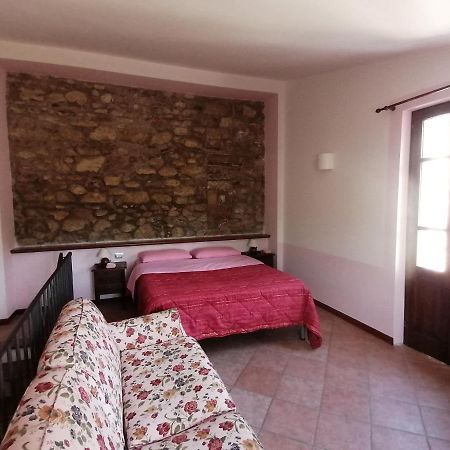 Casale Le Due Querce Guest House Ferentillo Екстериор снимка