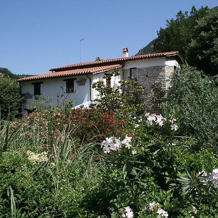 Casale Le Due Querce Guest House Ferentillo Екстериор снимка