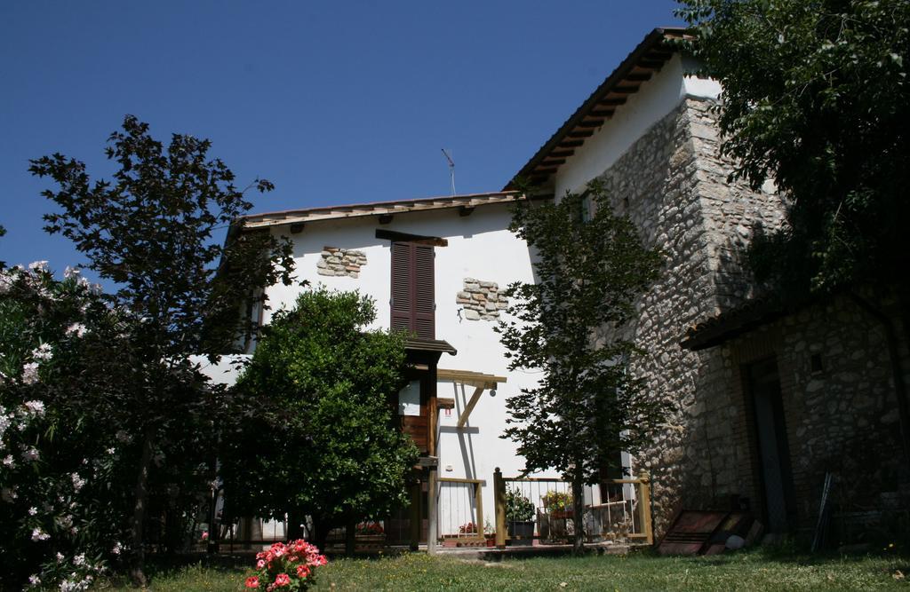 Casale Le Due Querce Guest House Ferentillo Екстериор снимка